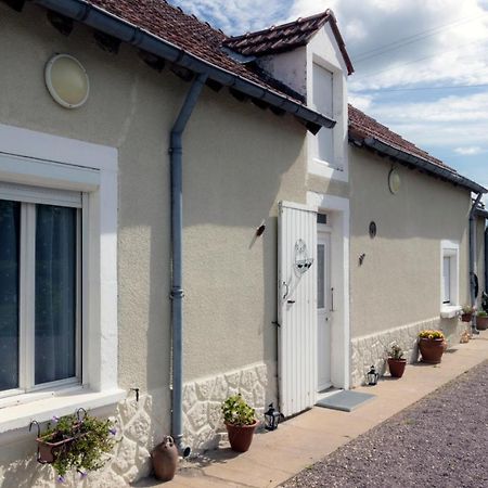 Le Pre De Luceau Bed and Breakfast Blet Exteriör bild