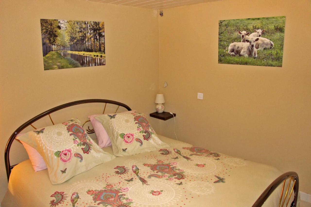 Le Pre De Luceau Bed and Breakfast Blet Exteriör bild